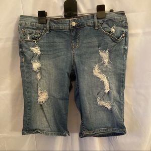 Torrid Boyfriend Distressed Jean Shorts 14